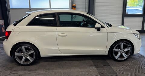 A1 1.2 TFSI 90Ch- AMBITION 2012 occasion 79000 Niort
