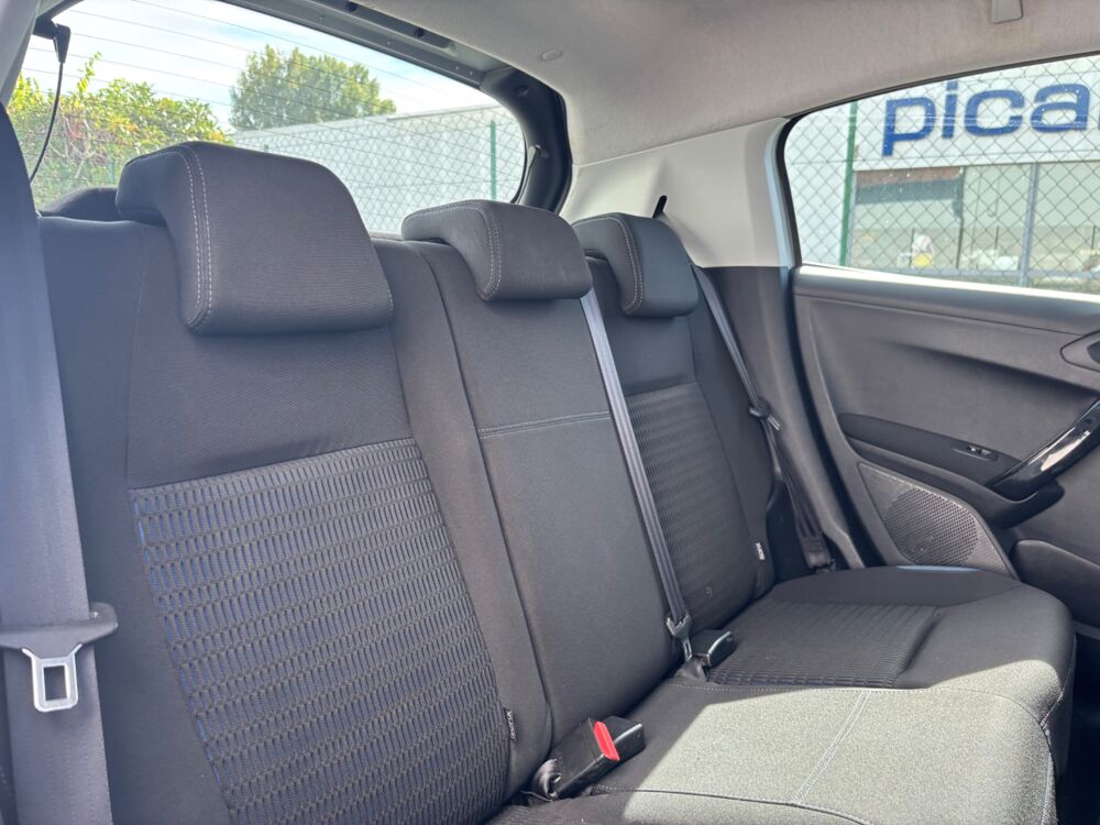 208 1.2 VTI 80 CH ALLURE / COURROIE OK / RADAR DE RECUL / CLIMAT 2014 occasion 40000 Mont-de-Marsan