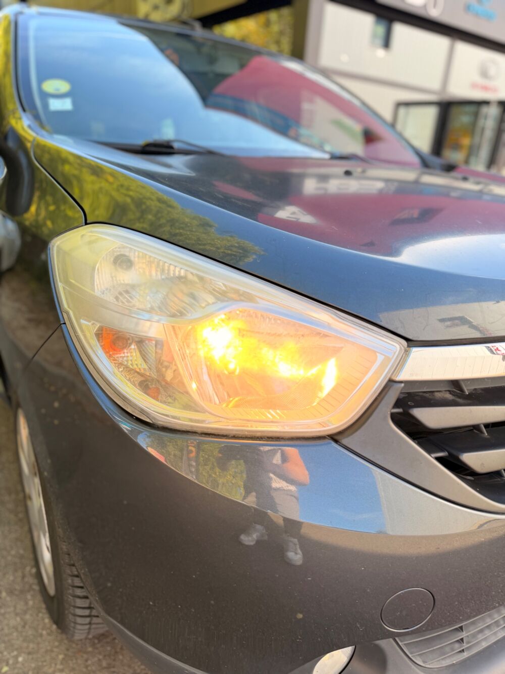 Lodgy 1.5 DCI 110Ch - RADAR DE RECUL - VERROUILLAGE CENTRALISE - B 2012 occasion 76150 Saint-Jean-du-Cardonnay