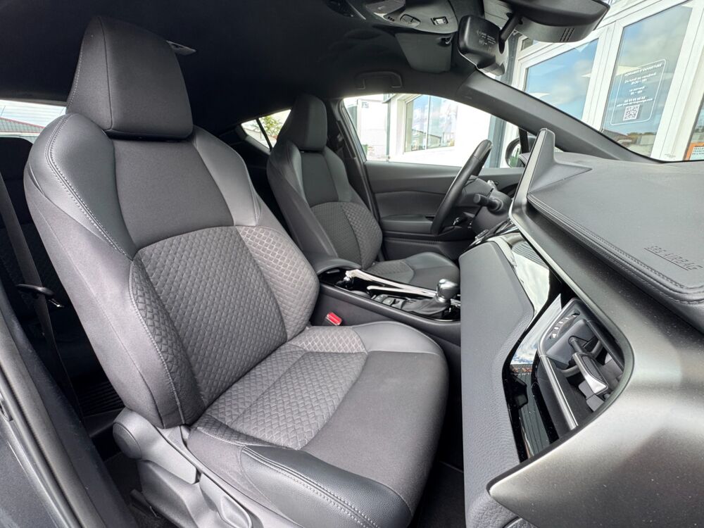 C-HR 2.0 HSD 184H 150 FULL-HYBRID 1.4KWH S&eacute;rie Sp&eacute;ciale TEAM DEUT 2022 occasion 64122 Urrugne