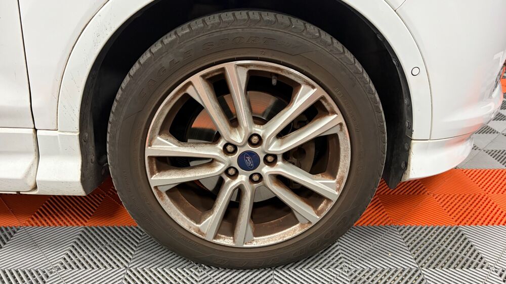Kuga 2.0 TDCI 150CH S&S 4X2 SPORT PLATINIUM / ENTRETIEN CONSTRUCT 2016 occasion 34430 Saint-Jean-de-V&eacute;das