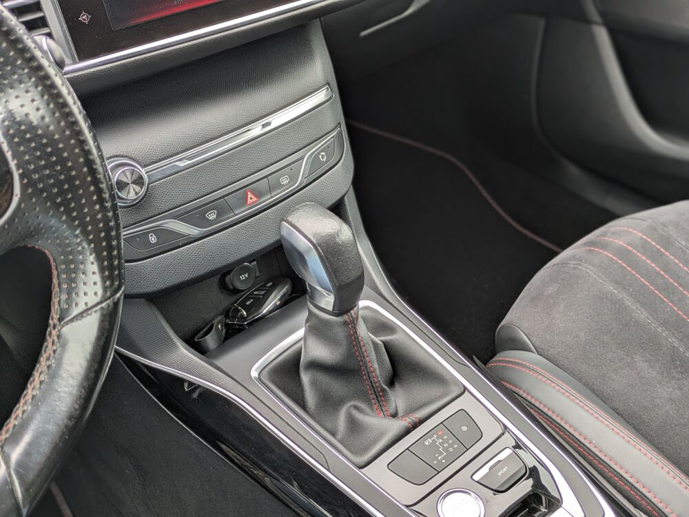 308 GENERATION-II 2.0 BLUEHDI 180ch GT BVA START-STOP 2016 occasion 25300 Pontarlier