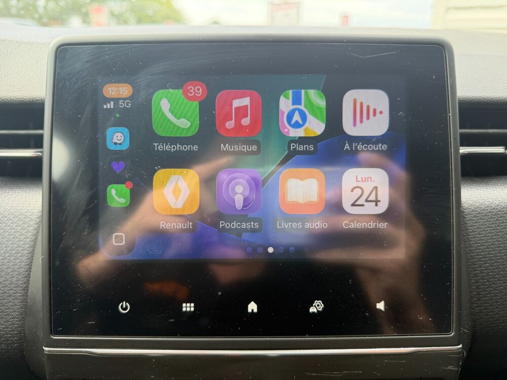 Clio V 1.0 SCE 75ch BUSINESS / CARPLAY 2020 occasion 17100 Saintes