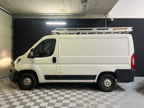 Boxer FOURGON 330 2.2 BLUEHDI 120ch L1H1 ASPHALT CAMERA DE RECUL/ 2021 occasion 78125 Gazeran