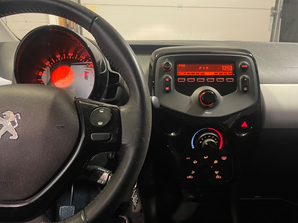 108 1.0 VTI 70ch STYLE START-STOP/ REGULATEUR DE VITESSE/ CLIM 2017 occasion 78125 Gazeran