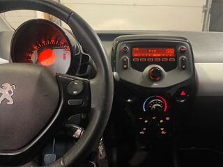 108 1.0 VTI 70ch STYLE START-STOP/ REGULATEUR DE VITESSE/ CLIM 2017 occasion 78125 Gazeran