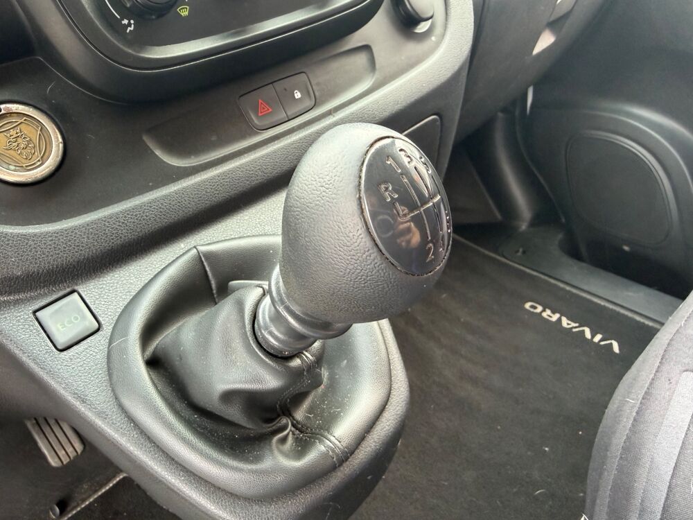 Vivaro FOURGON 1.6 CDTI 115CH 2900 L2H1 LONG - AM&Eacute;NAGER VANMANIA - 2016 occasion 27000 &Eacute;vreux