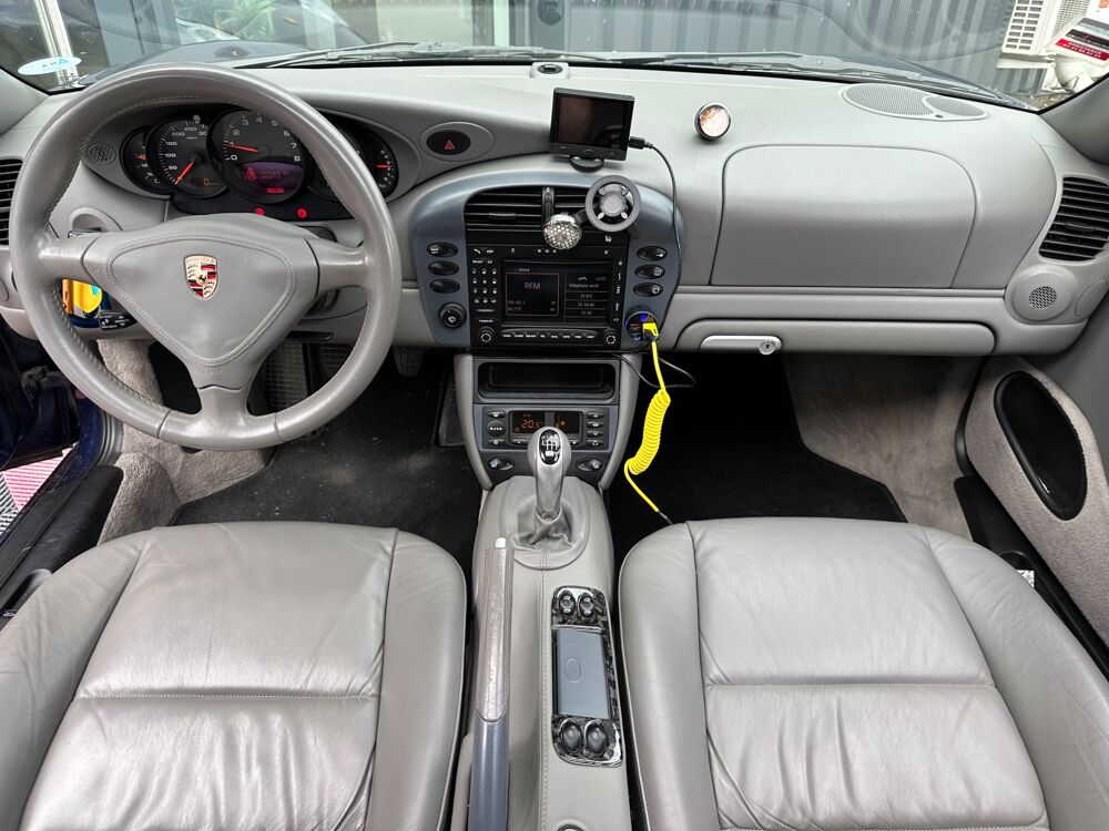 911 COUPE 996 3.6 320 CH CARRERA 2 / re programmation Bio &eacute;thano 2004 occasion 47000 Agen