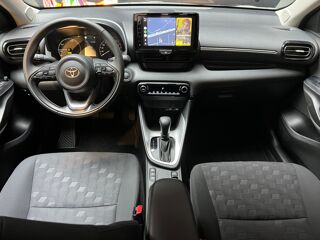 Yaris 1.5 VVTI 116H 90Ch FULL-HYBRID 0.8KWH DYNAMIC E-CVT BVA 2025 occasion 33320 Eysines