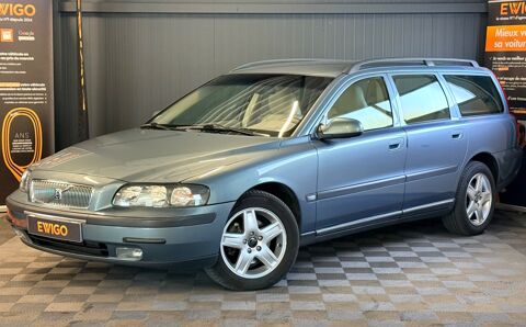 V70 2.4l D5 165 Ch 5 CYLINDRES - MOMENTUM BUSINESS - ETAT IRREPR 2002 occasion 79000 Niort