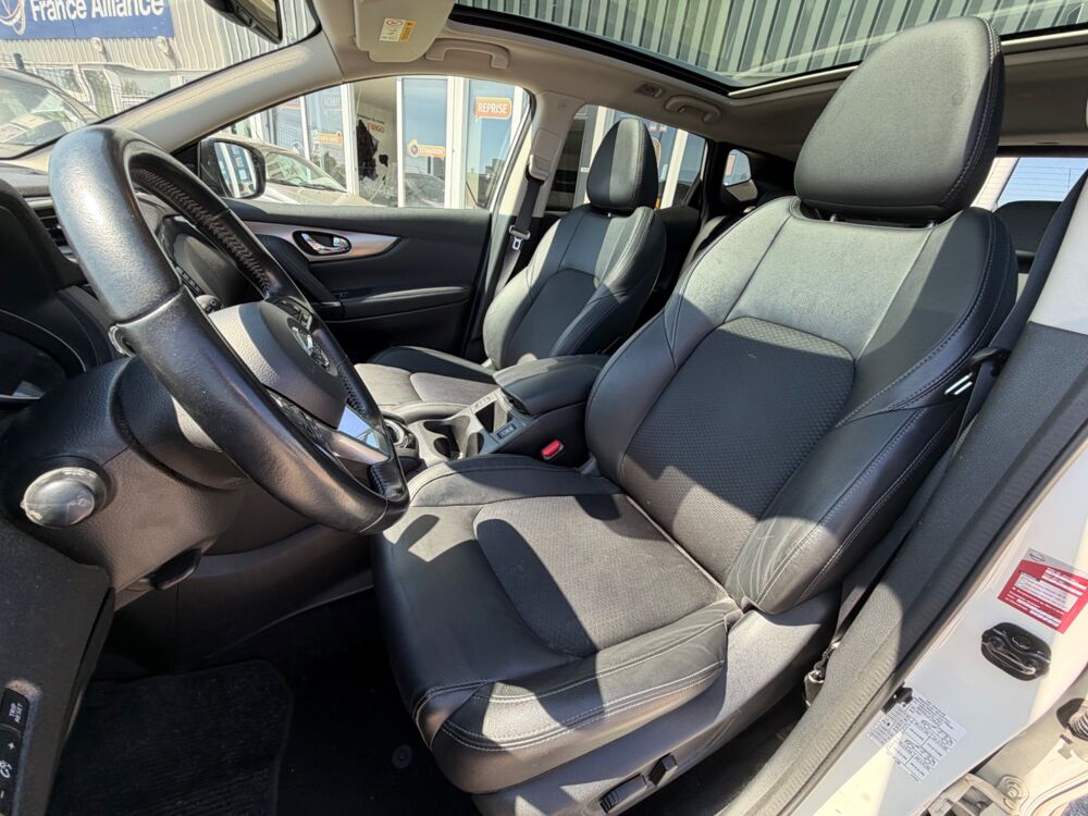Qashqai GENERATION-II 1.2 DIGT 115Ch TECKHNA+ 2WD X-TRONIC - BVA - G 2018 occasion 27000 &Eacute;vreux