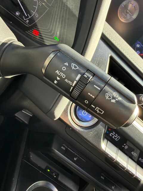 UX 2.0 250 H 184CH 150HEV 1.4KWH LE PLUS 2WD BVA - CAMERA DE 2019 occasion 27000 &Eacute;vreux
