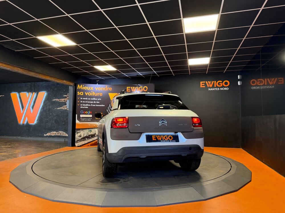 C4 cactus 1.6 BLUEHDI 100 SHINE // CAMERA DE RECUL // CLIMATISATION // 2015 occasion 44300 Nantes