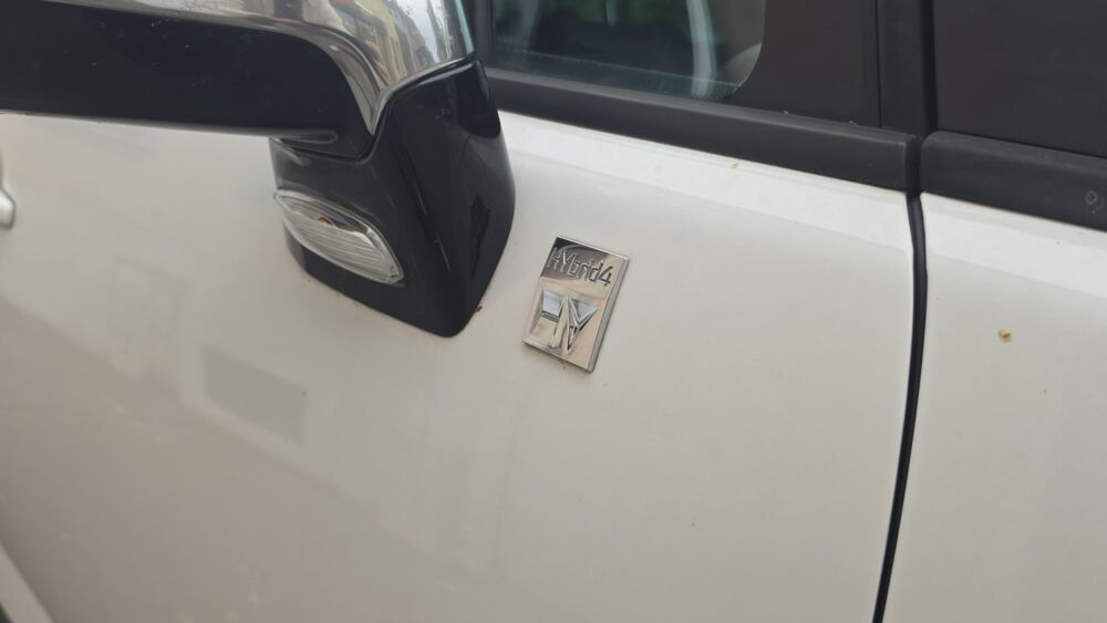 3008 2.0 HYBRID4 E-HDI 200H 165 ch FULL-HYBRID 4X4 ETG BVA S&S- G 2014 occasion 68000 Colmar