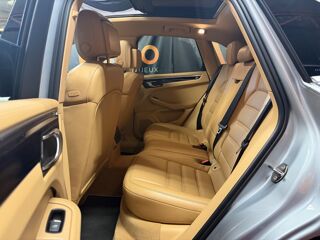 Macan 3.0 DIESEL 260Ch S PDK BVA SIEGES CHAUFFANT / TOIT OUVRANT 2014 occasion 24750 Tr&eacute;lissac