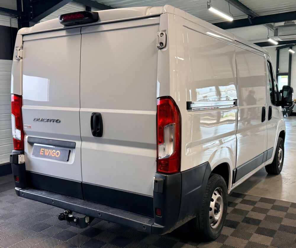 Ducato FOURGON 2.3 MJT 120 30 CH1 NAV PACK PROFESSIONAL - DISTRIBUT 2021 occasion 79000 Niort