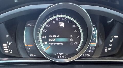 V40 II (2) 1.5 T2 122 MOMENTUM GEARTRONIC 6 + CARPLAY + TOIT PAN 2018 occasion 54000 Nancy