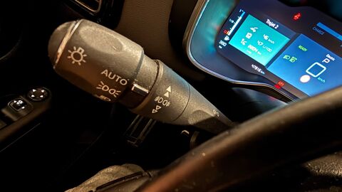 C5 aircross HYBRIDE RECHARGEABLE 225 e-EAT8 SHINE PACK 10.0 CV 2022 occasion 34430 Saint-Jean-de-V&eacute;das
