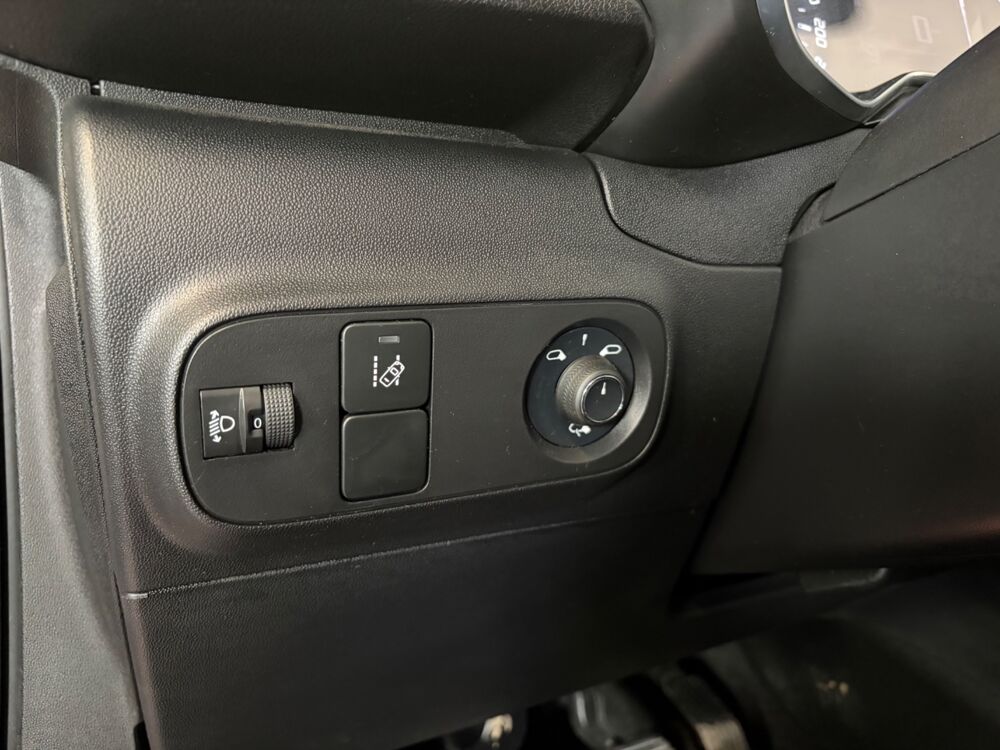 C3 GENERATION 3 1.2 PURETECH 82 SHINE 2019 occasion 76190 &Eacute;calles-Alix