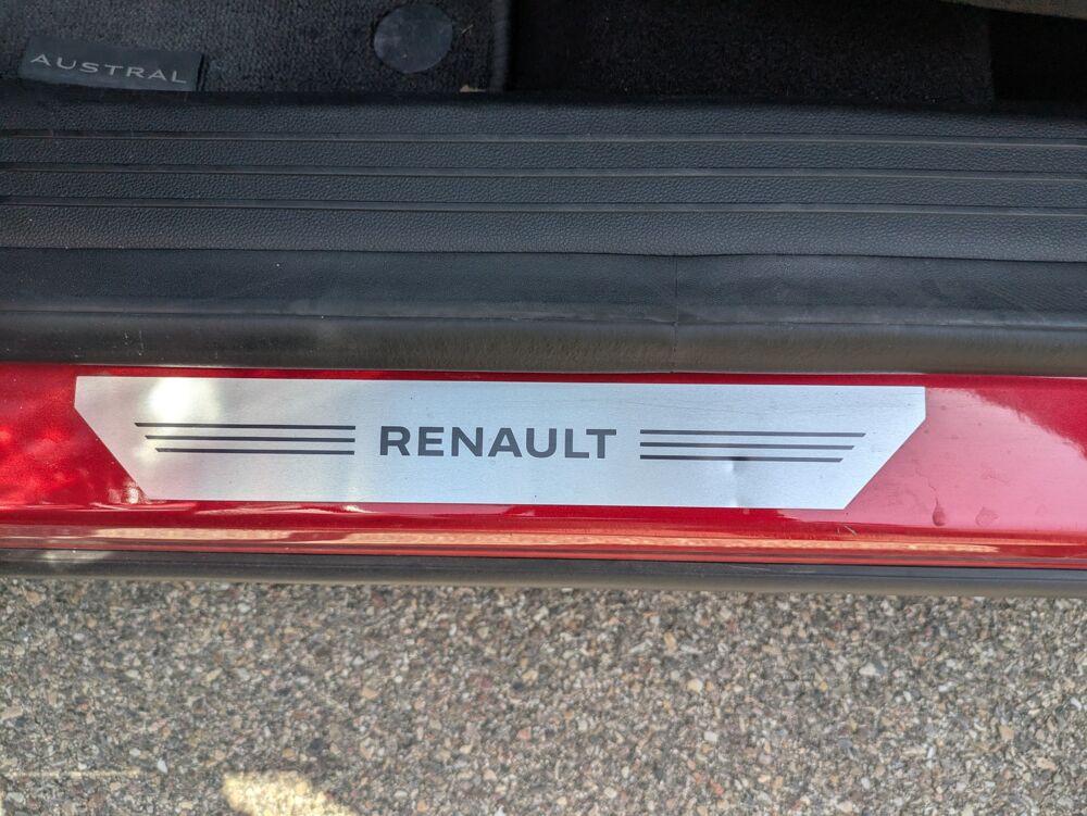 Austral 1.3 TCe mild hybrid 160ch Iconic - Entretien Renault - Pack 2023 occasion 69420 Ampuis