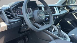 A1 30 TFSI 116CH S TRONIC 7 S-LINE - GRIS / TOIT NOIR 2026 occasion 13700 Marignane