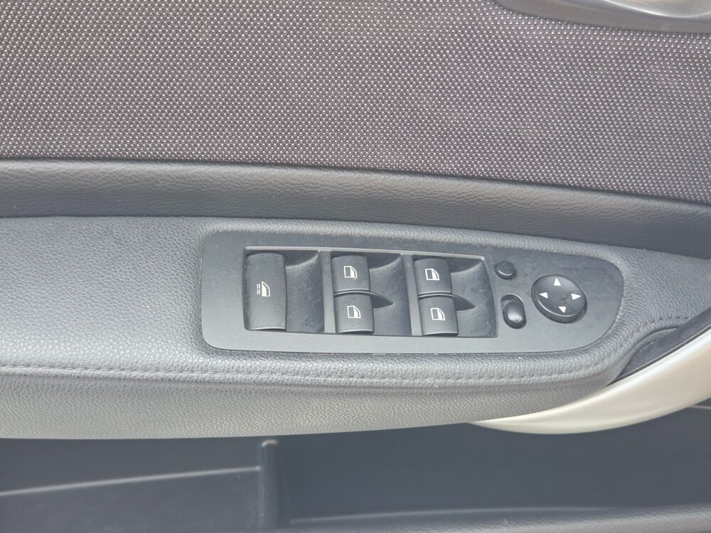 S&eacute;rie 1 2.0l 118D SERIE 1 CABRIOLET 143 CH 2010 occasion 33210 Maz&egrave;res