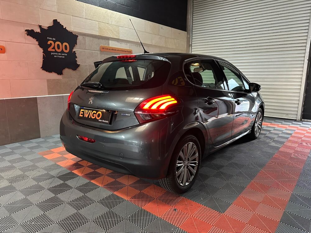 208 GENERATION-I 1.2 110 CH ACTIVE CAR PLAY-RADAR DE RECUL 2016 occasion 60740 Saint-Maximin
