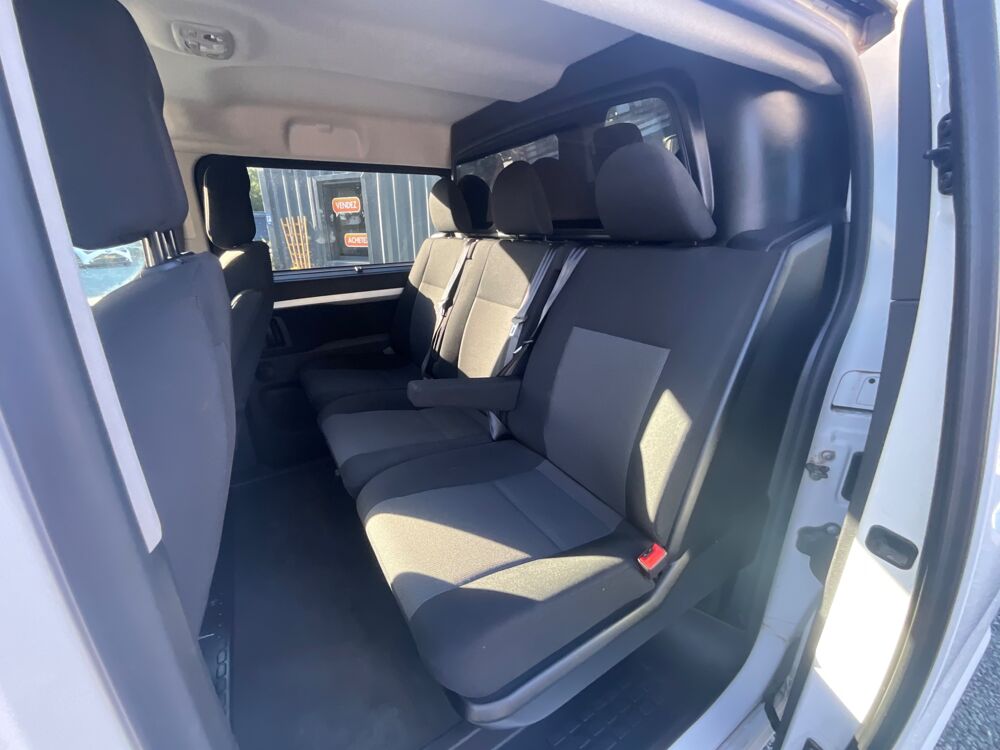 Expert COMBI XL / Cabine approfondie 2.0 BLUEHDI 150 / 5 places / T 2021 occasion 17000 La Rochelle