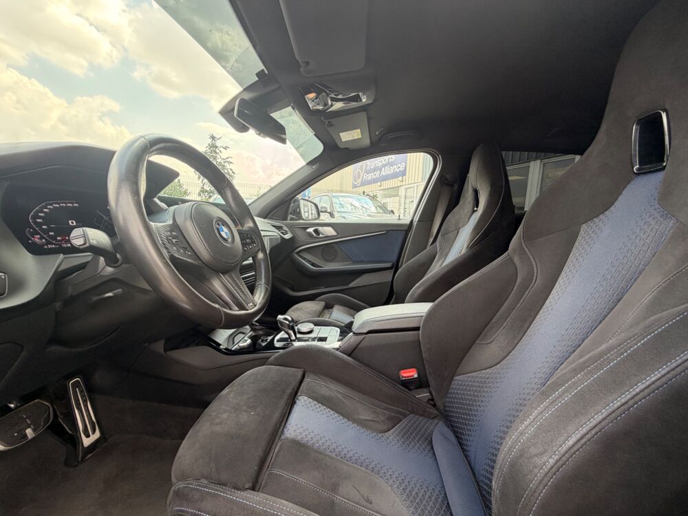 S&eacute;rie 1 118I 140Ch M SPORT BVA - CARPLAY SS FIL - LED AMBIANCE - CA 2019 occasion 27000 &Eacute;vreux