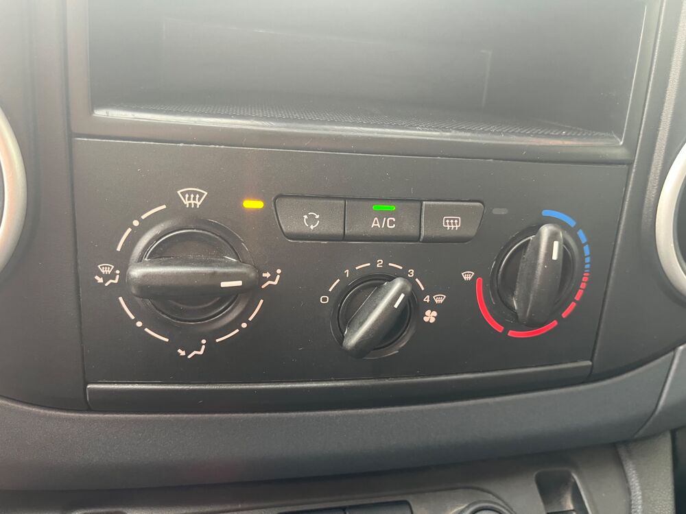 Partner Tepee COMBI 1.6L VTI 100ch ACTIVE - ATTELAGE 2015 occasion 38420 Le Versoud