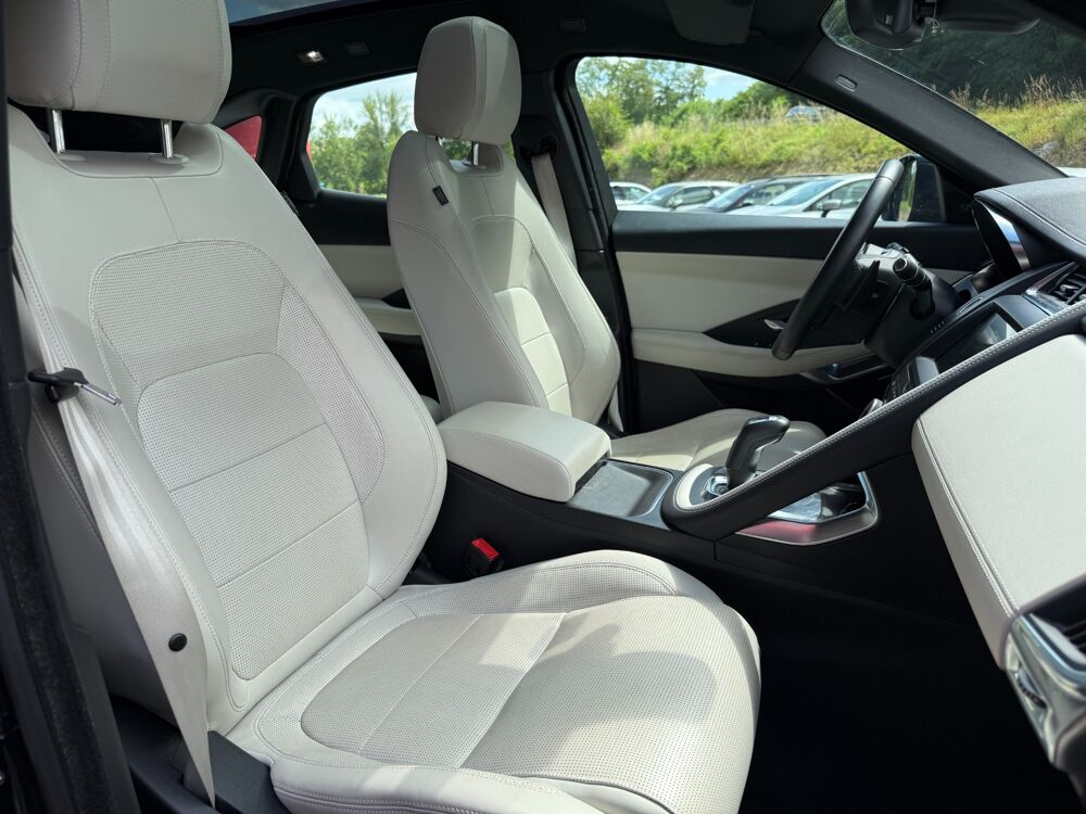 E-PACE 2.0 D 180 ch R-DYNAMIC HSE AWD - ENTRETIEN CONSTRUCTEUR 2019 occasion 65290 Juillan