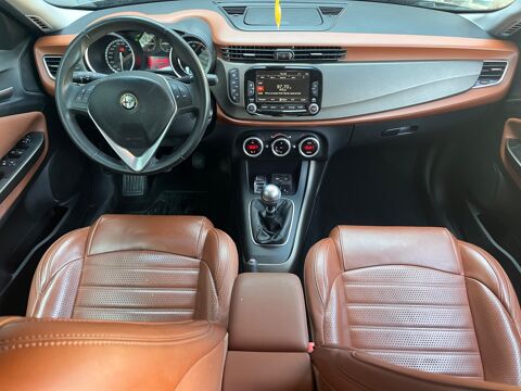 Giulietta 2.0 JTDM 150 EXCLUSIVE 2016 occasion 44220 Cou&euml;ron