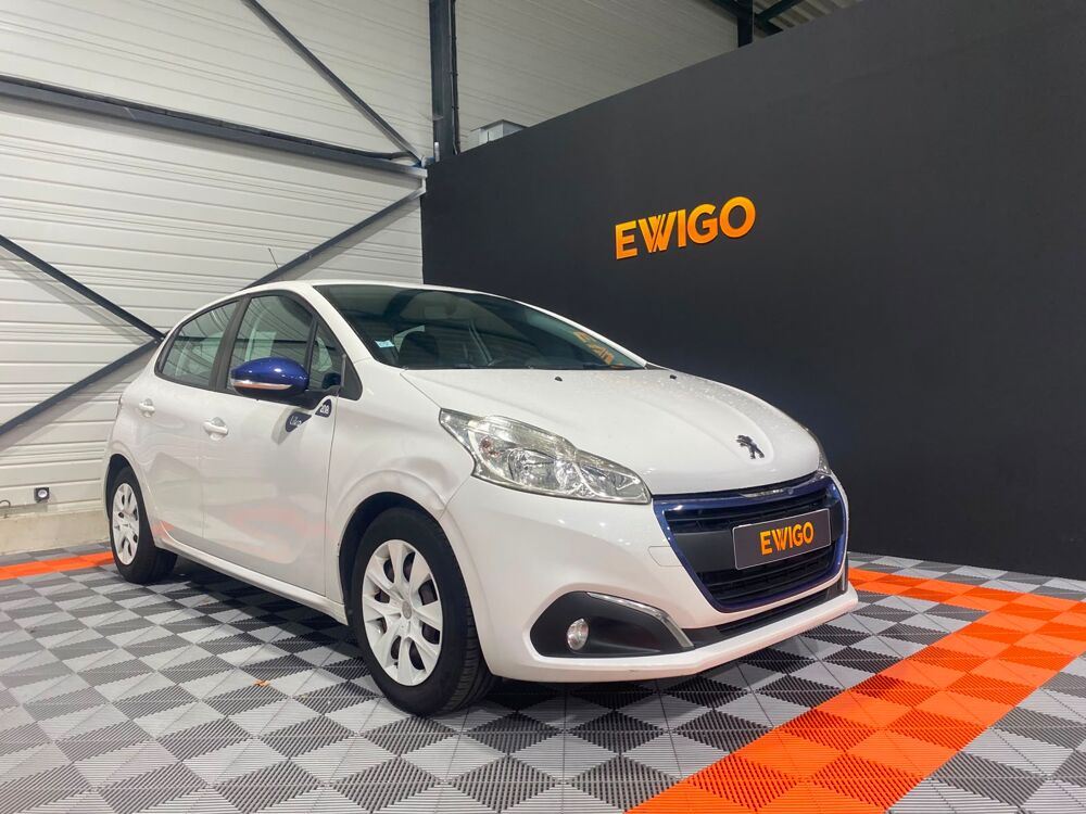 208 PEUGEOT - PHASE I 1.2 70CV LIKE / DISTRIBUTION NEUVE / I 2016 occasion 17430 Tonnay-Charente