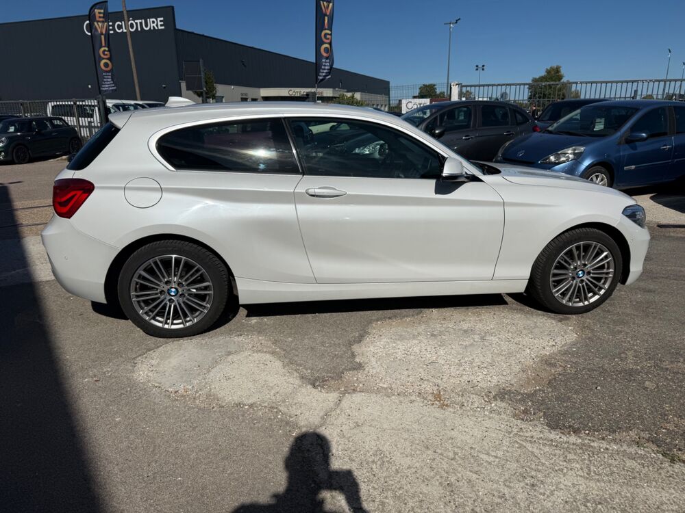 S&eacute;rie 1 2.0 118 D 150CH URBAN CHIC BVA - CAM&Eacute;RA DE RECUL - ATTELAGE 2018 occasion 27000 &Eacute;vreux