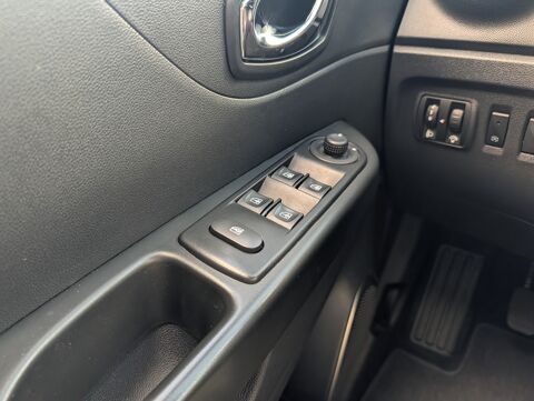 Captur 0.9 TCE 90ch COOL GREY - CLIM REGULATEUR - CARPLAY POSSIBILE 2017 occasion 57600 Forbach