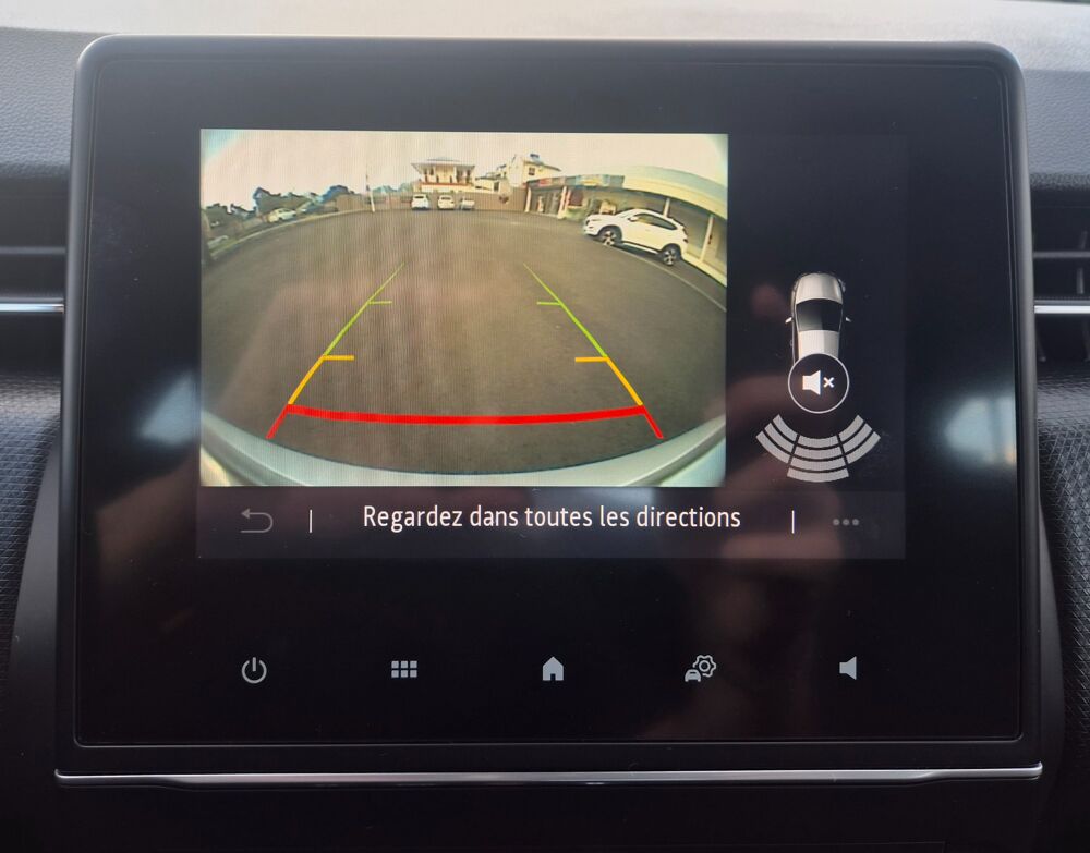 Clio 1.6 E-TECH 140 CH 90 HYBRID FULL-HYBRID LIMITED BVA + CAMERA 2022 occasion 97410 Saint-Pierre