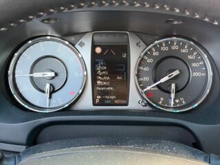 Hilux X-TRA CAB 4WD 2.8L 204 CH D-4D BVA INVICIBLE 2026 occasion 47000 Agen
