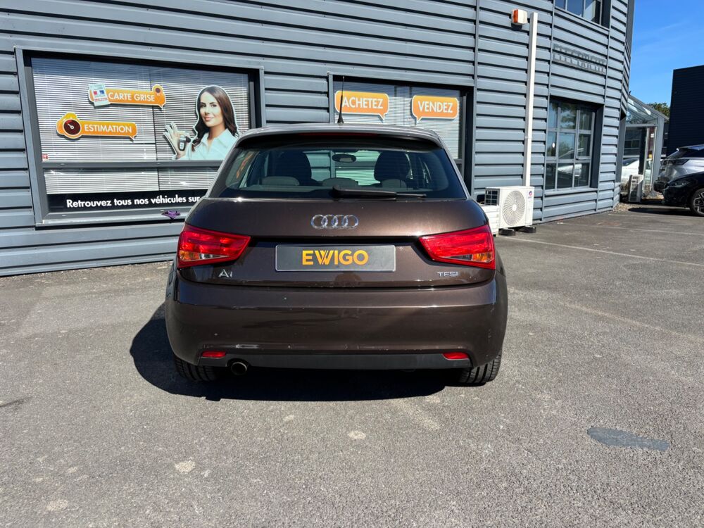 A1 SPORTBACK 1.2 TFSI 86 Ch ATTRACTION - Deuxi&egrave;me main - Blueto 2014 occasion 44220 Cou&euml;ron
