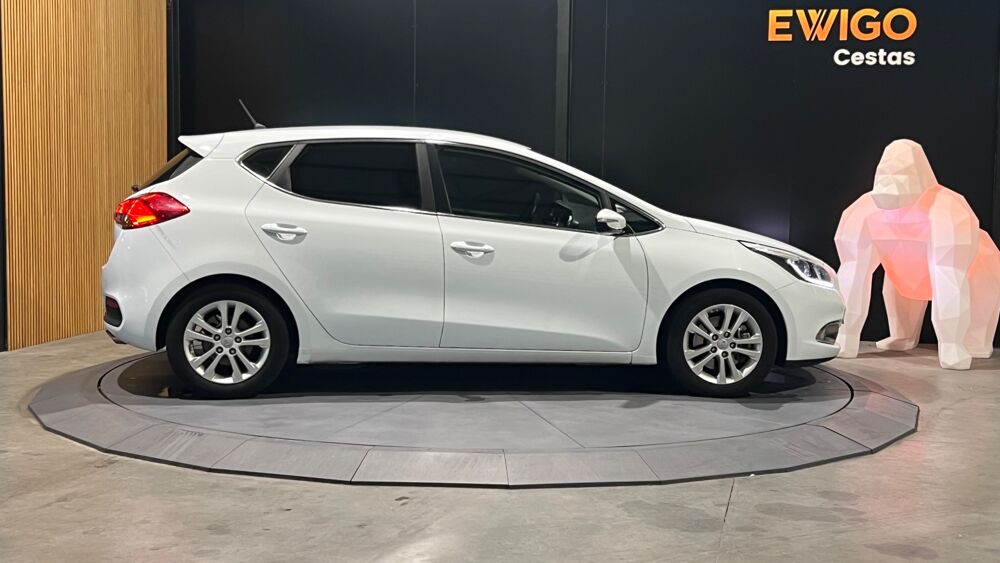 Ceed 1.6 GDI 135ch ACTIVE - REGULATEUR DE VITESSE - CLIMATISATION 2014 occasion 33610 Cestas
