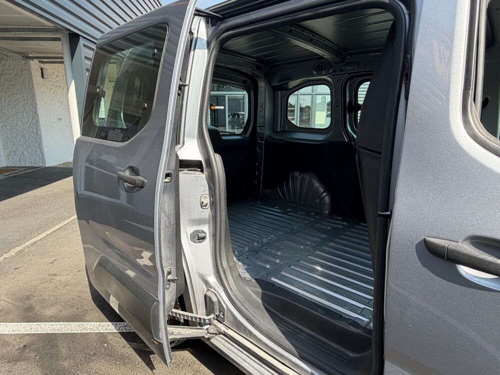 Berlingo GENERATION-III FOURGON 1.2 PURETECH 110 650KG M L1 CLUB 2019 occasion 17100 Saintes