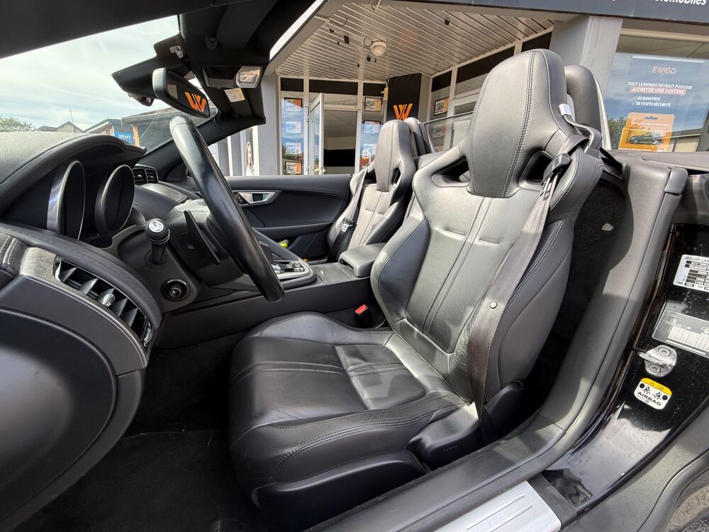 F-Type ROADSTER 3.0 340 CH BVA 2013 occasion 25000 Besan&ccedil;on