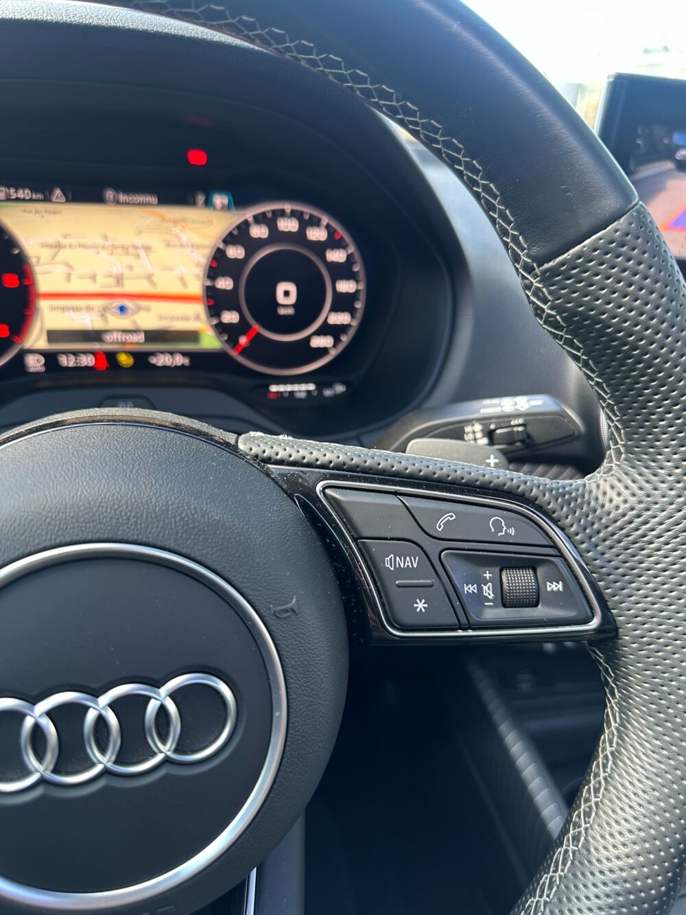 Q2 2.0 TDI 35 150CH QUATTRO / S-LiNE / SUIVI AUDI - TOIT OUVRAN 2022 occasion 44220 Cou&euml;ron
