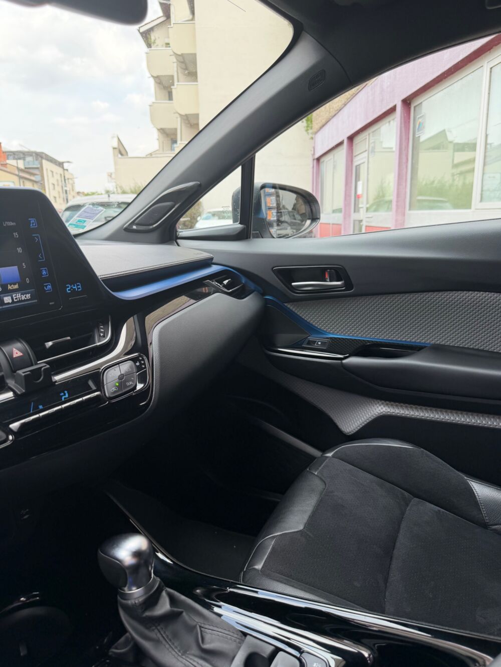 C-HR 1.8 HSD 122H 100 FULL-HYBRID Collection 4X2 E-CVT BVA 2019 occasion 69150 D&eacute;cines-Charpieu