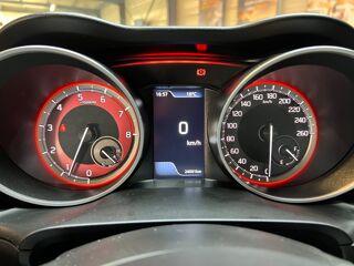Swift 1.4 BOOSTERJET 130 SHVS SPORT // 1ERE MAIN // SUIVI SUZUKI / 2023 occasion 33320 Eysines