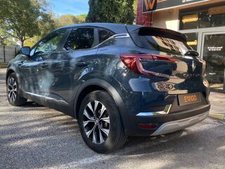 Captur 1.6 E-TECH 145CH HYBRID 1.2KWH *CARPLAY*RADAR AR*REGULATEUR 2023 occasion 13009 Marseille