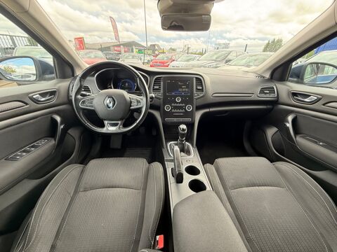 M&eacute;gane V Hatchback 1.5 dCi 16V 110CH - GPS - RADAR DE RECUL - R&Eacute;GUL 2018 occasion 27000 &Eacute;vreux