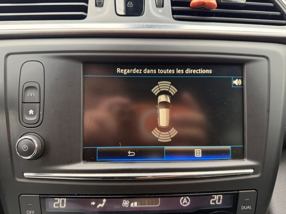 Kadjar 1.5 DCI 110 CH ECO ENERGY BUSINESS CARPLAY / RADAR DE STATIO 2018 occasion 40000 Mont-de-Marsan