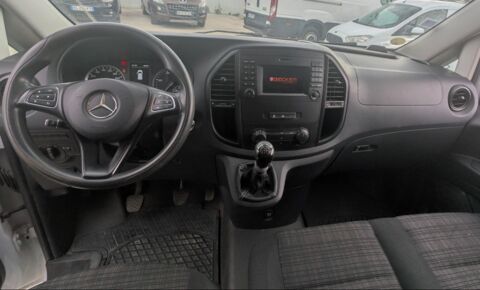 Vito FOURGON LONG 2.2 114 BLUETEC 136 ch + ATTELAGE ET BARRE DE T 2019 occasion 42160 Andr&eacute;zieux-Bouth&eacute;on