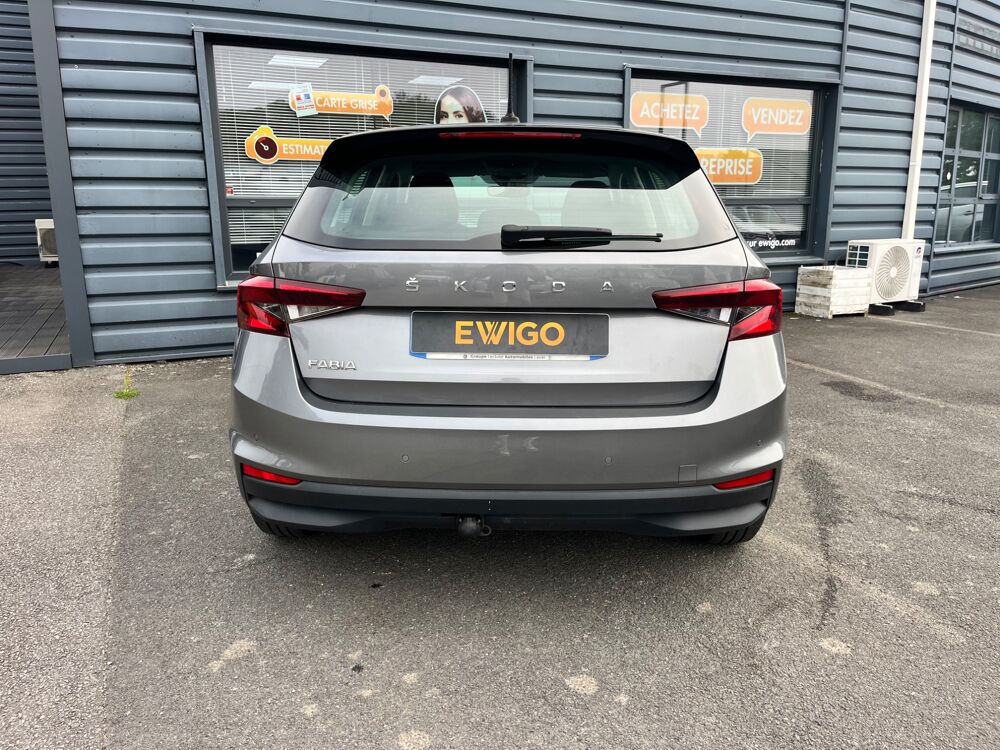 Fabia 1.0 TSI 95 AMBITION Garantie Constructeur - Carplay - Attela 2023 occasion 44220 Cou&euml;ron