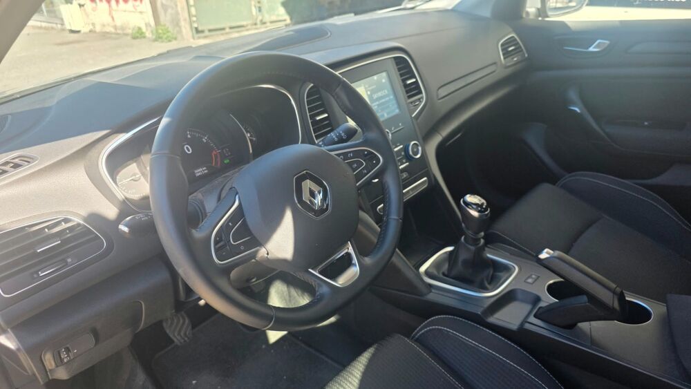 M&eacute;gane 1.3 TCE 115 BUSINESS / RADAR DE RECUL / ENTRETIEN OK / CT OK 2018 occasion 74600 Seynod